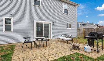54 Raymond St, East Providence, RI 02914