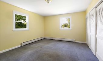 278 Green End Ave, Middletown, RI 02842