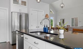 61 HILLSIDE Ln, Afton, VA 22920