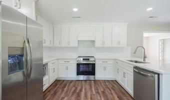 813 Gordon Ave, Adel, GA 31620