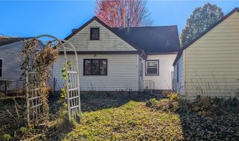 301 Giles Pl, Albert Lea, MN 56007