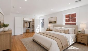 6 Sharon Ct, Newport, RI 02840