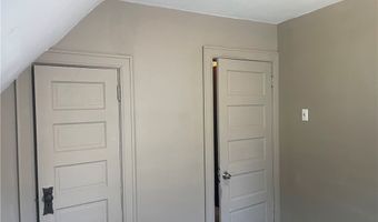 1353 Grant St, Akron, OH 44301