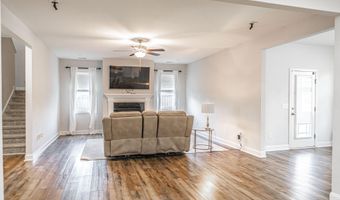 101 Bluegrass Ct, Aberdeen, NC 28315