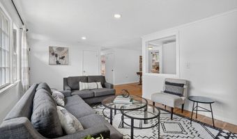 8 Charlotte Dr, Andover, MA 01810