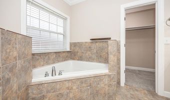 15208 Lisa Dr, Biloxi, MS 39532