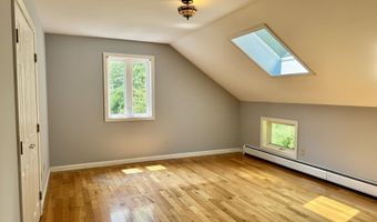 221 Plateau Rd, Calais, VT 05650