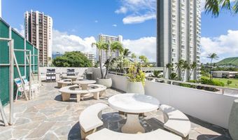 229 Paoakalani Ave 2102, Honolulu, HI 96815