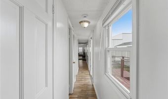 11 East Dr, East Providence, RI 02916