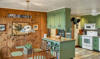 348 Big Barndoor Is, Alton, NH 03810