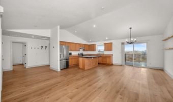 13710 W 12 Ave, Airway Heights, WA 99001