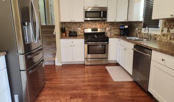 305 North Ave, Antioch, IL 60002