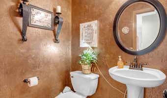 9 Flanigan Ct, Augusta, KS 67010