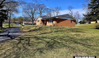 730 E 17th Street Pl, Baxter Springs, KS 66713