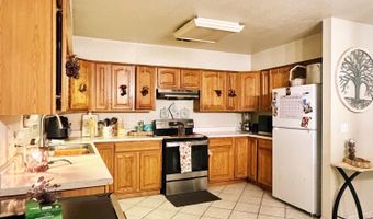 2318 Algerita St, Carlsbad, NM 88220