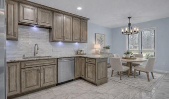 500 Greentree Dr 11, Bedford, IN 47421