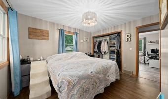 121 S 5th Ave, Brandon, SD 57005