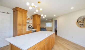 13 Dunedin Dr, Bella Vista, AR 72715