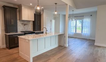 831 Spyglass Hill Dr, Bedford, IN 47421