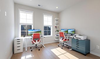 43420 GRANDMOORE St, Ashburn, VA 20148