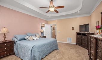 200 Scottsdale Dr, Advance, NC 27006