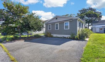104 N BAY Dr, Dover, DE 19901
