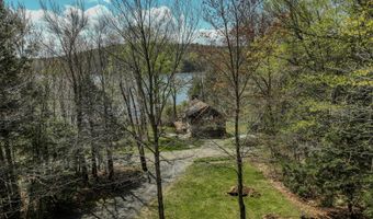 40 N Lake Way, Becket, MA 01223