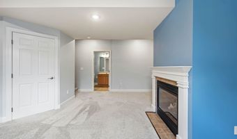 3025 Almond Rd, Ames, IA 50014