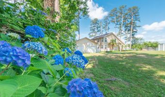 115 Lakeview Pt, Batesburg Leesville, SC 29070