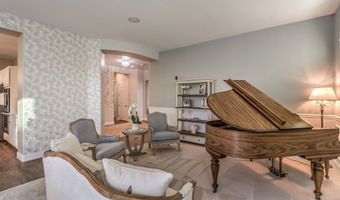 71 Fountainhead Cir, Henderson, NV 89052