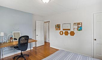 8810 LOWELL St, Bethesda, MD 20817