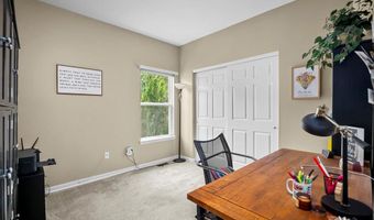1136 New Ballwin Oaks Dr, Ballwin, MO 63021