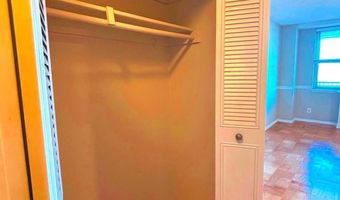 2030 N ADAMS St 1008, Arlington, VA 22201