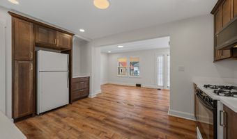 16 Bethel St, Bristol, CT 06010