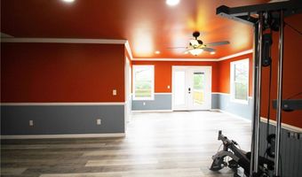 745 McRoberts Ave, Aurora, OH 44202