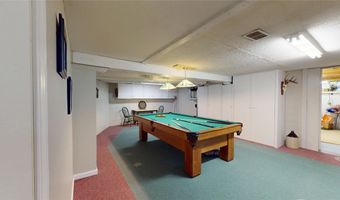 3840 CHAPEL HILL Dr, Erie, PA 16506