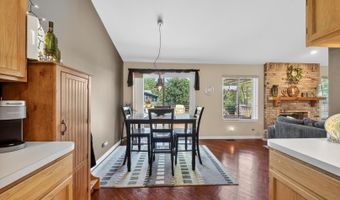 1148 Sawmill Ln, Algonquin, IL 60102