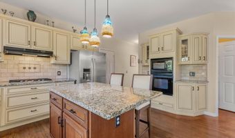 1717 Cedar Ln, Ann Arbor, MI 48105