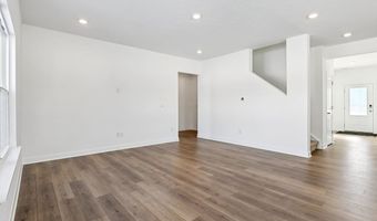 8080 Wesleyan Dr, Avon, IN 46123