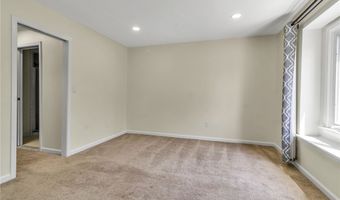 1419 N Forest Rd 7, Amherst, NY 14221