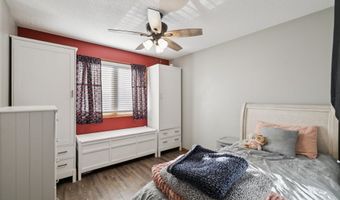 729 11th St SE, Altoona, IA 50009