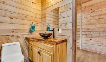 1090 Valley Grain Rd, Brooksville, MS 39739