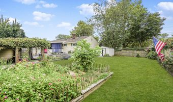 216 Main St, Middletown, NJ 07748