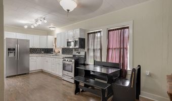 404 Loraine St, Abbeville, LA 70510