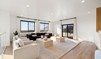 348 E HIDDEN LAKE Dr, Bountiful, UT 84010