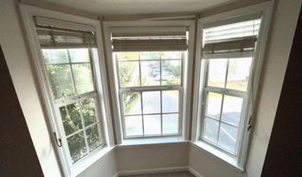 1008 Prestwyck Ct, Alpharetta, GA 30004