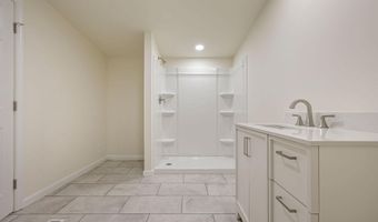 48 N RAILROAD Ave, Greenwood, DE 19950