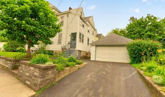 386 Division St, Amsterdam, NY 12010