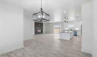 22819 Little Beaver Rd, Apple Valley, CA 92308
