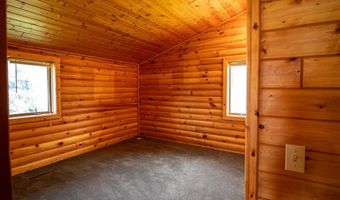 332 Allan St, Allison, IA 50602